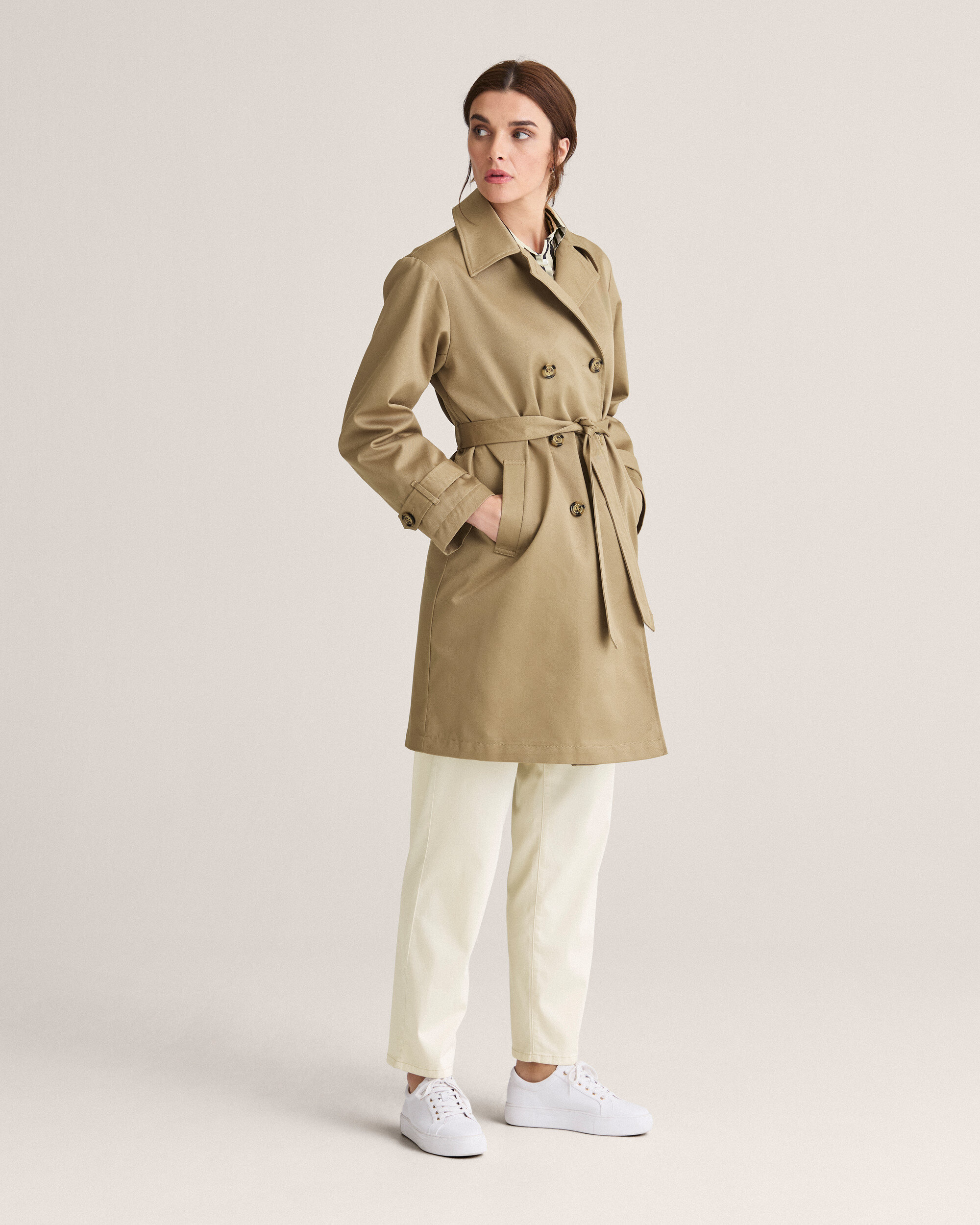Angela Trenchcoat - Newhouse