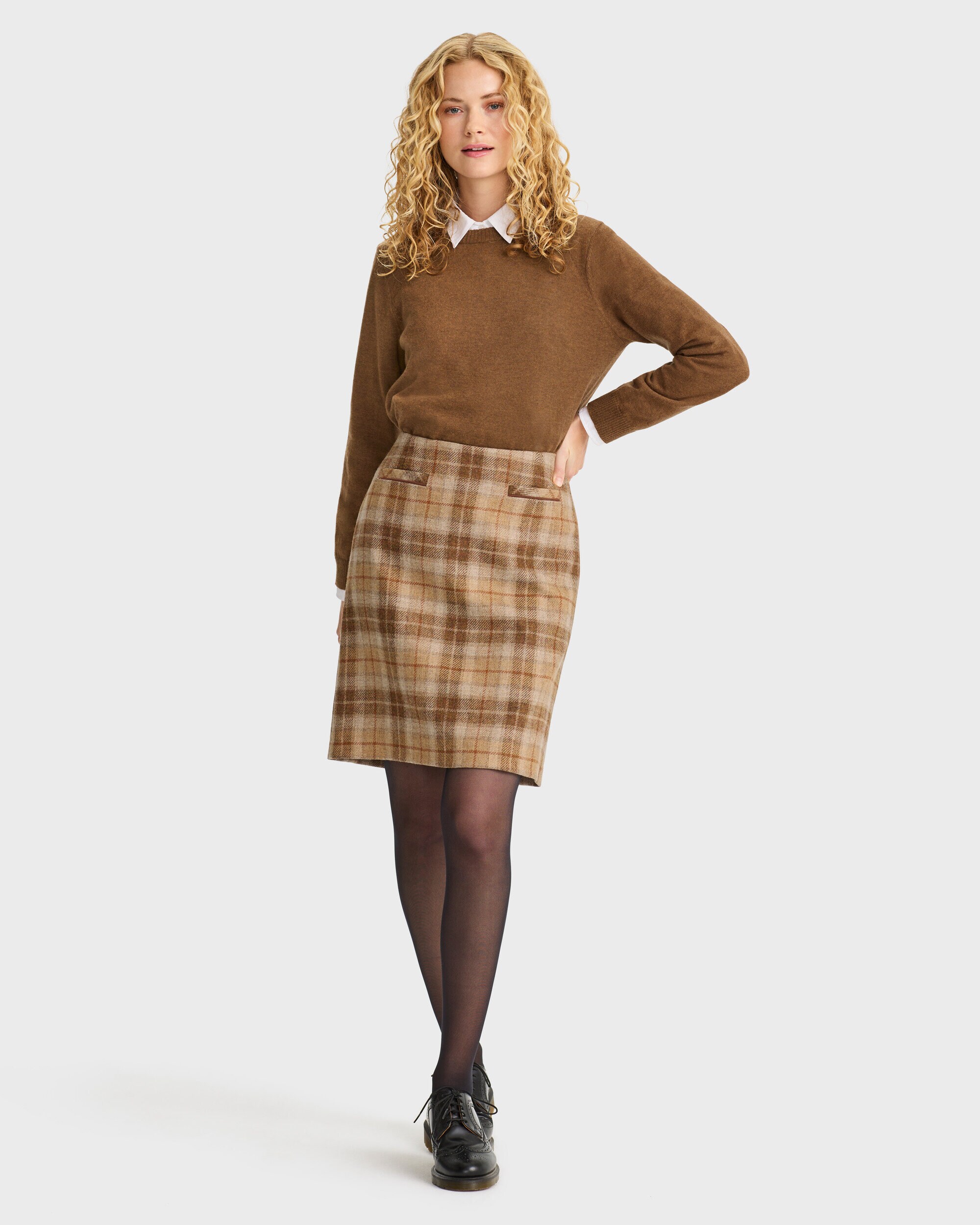 brown tweed skirt outfit