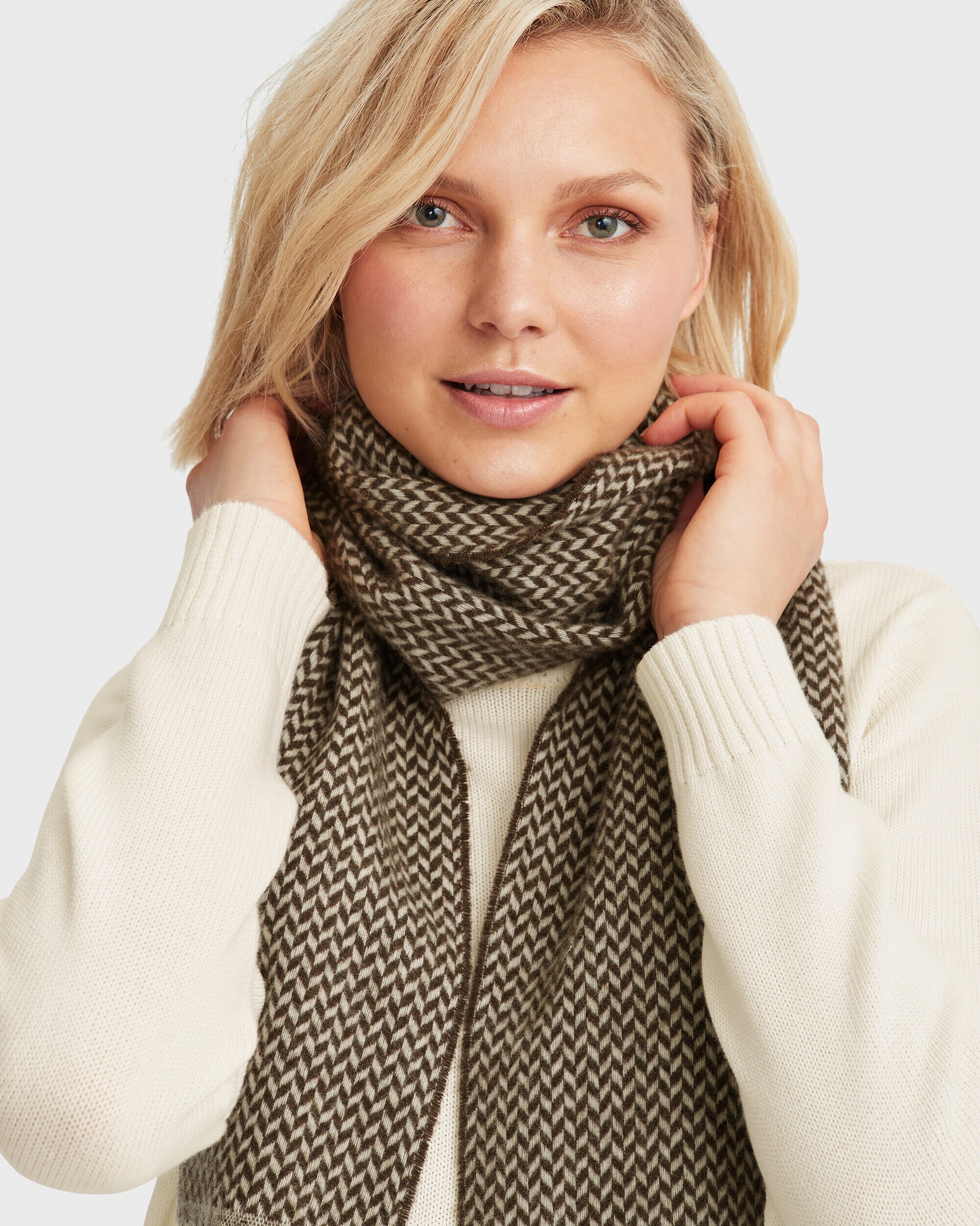Scarf Capri