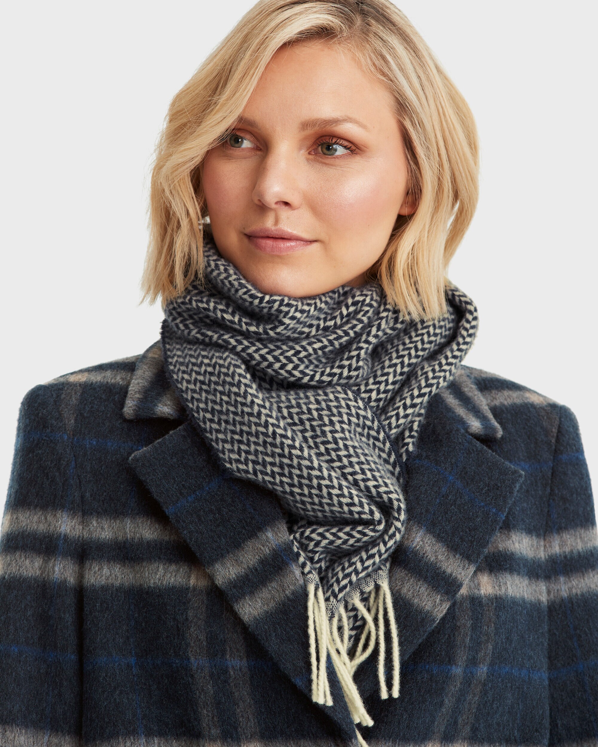 Scarf Capri