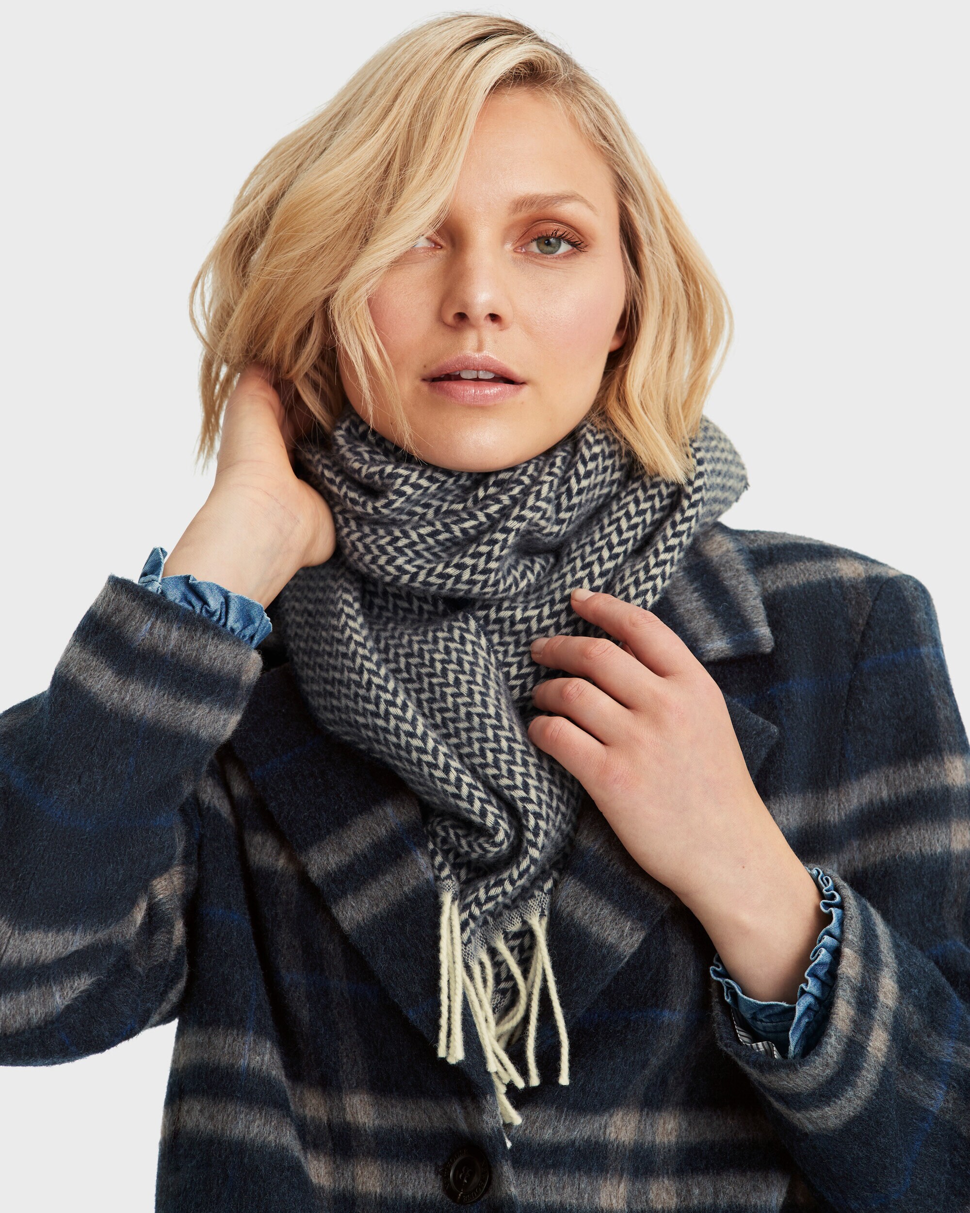 Scarf Capri