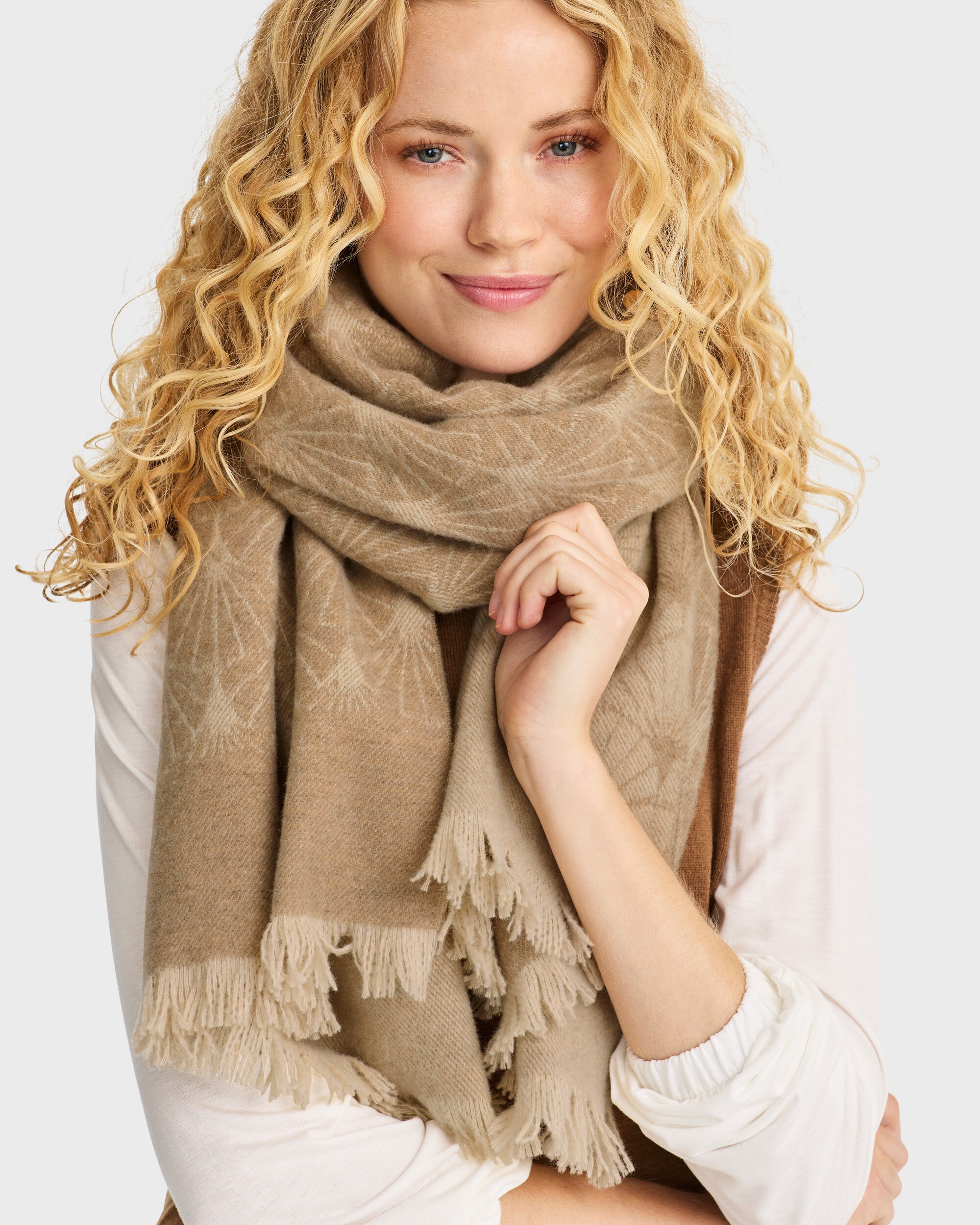 Newhouse Scarf