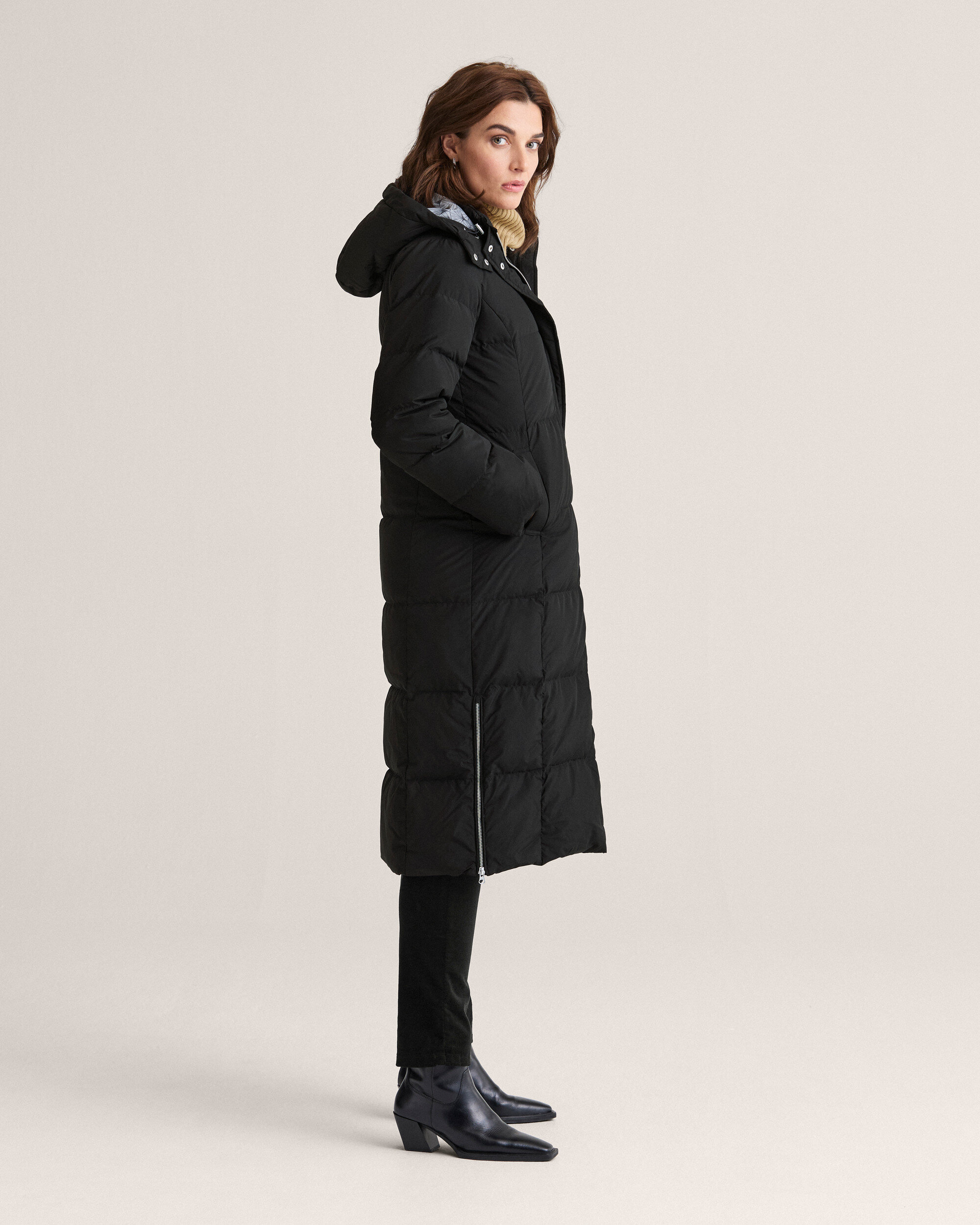 THE NEWHOUSE PHILLIP LONG COAT：コート　ブラック Nikola Padded Trench Coat - Black – The Frankie Shop